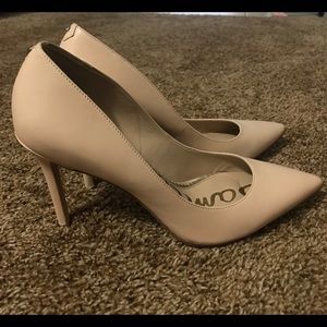 Sam Edelman pumps